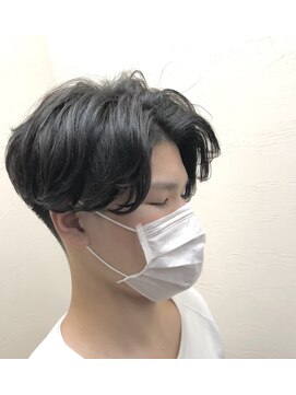 アマンビューティーリゾート 前下がり×センターパート