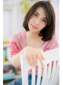 くすみカラーが大人かわいいアシンメトリーロブヘアc1