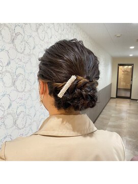 サロンドプランセス(SALON DE PRINCESSE) シニヨン