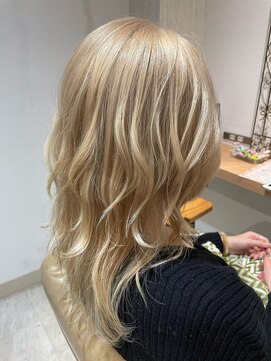 ココア グロウ(COCOA Glow) ゴールドウルフ