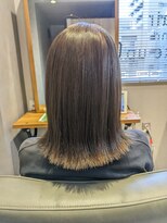 ビス フルール 日暮里店(Vis fleur)&nbsp;柔らかグレーと切りっぱなしボブ◎小國綾か