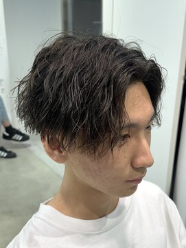 レタッチ バイ フィフス 天神大名(RETOUCH by fifth) ツイストスパイラルパーマ波巻きスパイラルパーマメンズパーマ