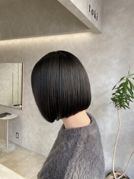 トキ(toki) 20代30代40代似合わせボブ×暗髪カラー