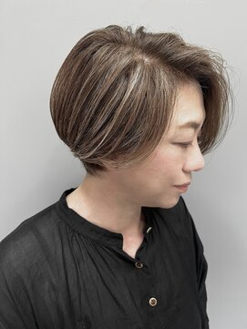 ジエクトアイロ 江坂駅前 似合わせショート/フェザーショート/細めハイライト