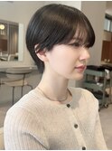 丸みショートマッシュショートコンパクトショート前髪あり透明感