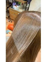 ダアッカ(da acca)&nbsp;【髪質改善、ナチュラルブラウン】河原町/三条/縮毛矯正/艶髪