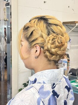 ジャンクロードビギン 町田店(JEAN CLAUDE BIGUINE)の写真/町田駅からのアクセス抜群◎卒業式・入学式に映えるヘアセットで特別な思い出を♪町田/ヘアセット/着付け