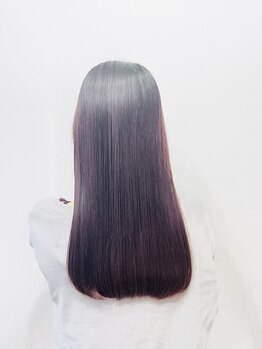 スキルヘア(SKILL HAIR)の写真/アルカリ０の酸性ストレートでダメージが気になる方にオススメ。梅雨本番前に憧れのうる艶ストレートに！
