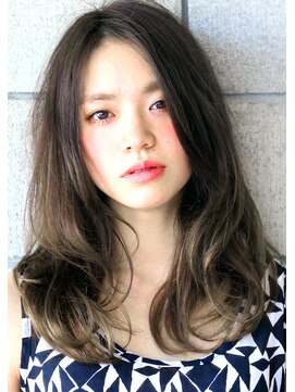 ヘアサロン ガリカ 表参道(hair salon Gallica) 『 プラチナグラデーション 』×『 無造作 』 クセ毛風semi-long