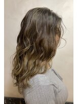 オースト ヘアー ステラ 新宿店(Aust hair Stella)&nbsp;外国人風カラー☆カーキグレージュバレイヤージュ【KIZASHI】