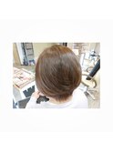 首もとすっきりショートボブ