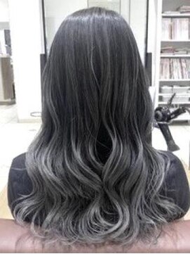 クアトログランシュ ひたちなか店(QUATRO×GranCieux) シルバーバレイヤージュ