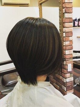 ヘアデザイン アーティーズ(Hair design Artyz)の写真/"上品な艶美髪を叶える白髪染め・白髪ぼかし♪ダメージレスだけでなく”白髪予防”もできるメニューも◎