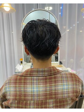 エトネ ヘアーサロン 仙台駅前(eTONe hair salon) 刈り上げショート