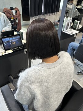 アンダーバーホワイト 京橋店(_WHITE) ミニボブ×高濃度水素髪質改善ケアカラー