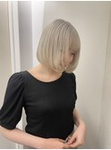 ホワイトブロンドカラー