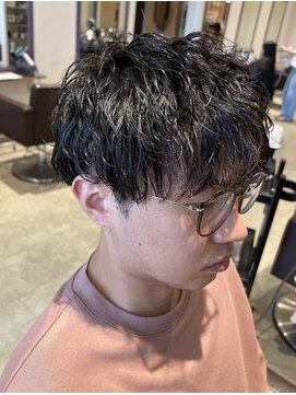 シャンプーボーイ セントラル 博多(SHAMPOO BOY central) ゆるめ波巻パーマ