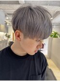シルバーアッシュ　ホワイトベージュ　マッシュショートカット