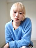 ボブ　ホワイトブロンド　ブロンドベージュ　金髪　ブリーチ