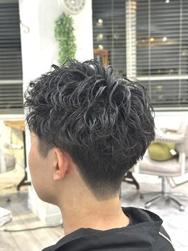 ロストシティ 横浜(LOST CITY) 【スパイキー】×【ピンパーマショート】緑川