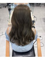 ソヨン 栄店(SOYON)&nbsp;ミディアムレイヤー／オリーブグレージュ/ワンブリーチ