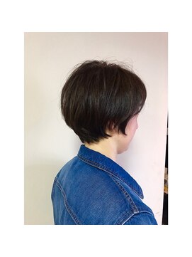 アールジービーガレージ(RGB garage) 美シルエットなオトナショート