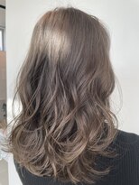 ステア ケース(stair case)&nbsp;【NATASHA】ミディアム　ローレイヤー