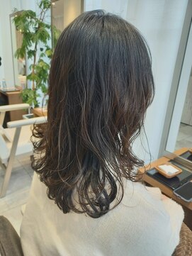 ヒアカアヴェダ 天神VIORO (Heaka AVEDA) ゆるめニュアンスパーマ【10代/20代/30代/40代】Y