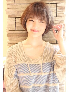 レウナ 外苑前(Reuna) 【30代40代50代】大人可愛いひし形ショートボブ