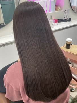 ヒョンミョン ライズバイレボ 柏西口店(hyon myon/RISEbyREVO) ぱつっとロング/チョコレートカラー/柏