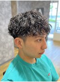ツイストスパイラルパーマメンズカットメンズサロンフェード眉毛