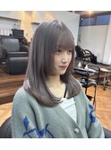 顔まわり/レイヤーカット/シルバーグレージュ
