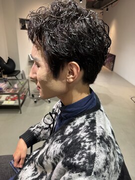 イズ(iss) メンズパーマスタイル