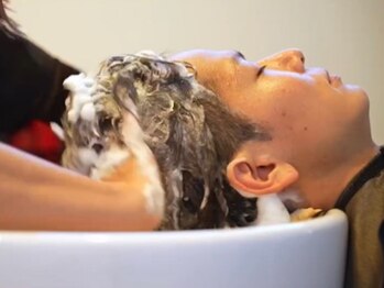 ヴォーレヴ(BEAUreve)の写真/疲れを癒し、清潔感もUP。カットなしでも通いたくなる、大人男性のための極上リラックスヘッドスパ。