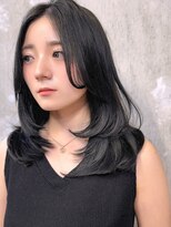 ロビー 表参道(ROBBY) ミディアムレイヤー/20代30代40代/顔周りカット/大人可愛いヘア