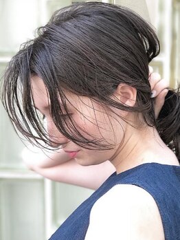 ミステローマ(MISTEROMA)の写真/【矢場町】落ち着いた空間で、つかの間の休息時間を。明るいグレージュカラーでグレイヘアーにも遊び心を♪