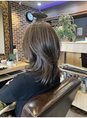 レイヤーカット　オリーブグレージュ　ロングウルフカット