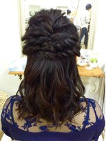 ヘアアンドメイク ゼン ヨコハマ(Hair&Make ZEN YOKOHAMA) 【ZEN横浜関内】ふんわり編み込みのハーフアップ
