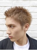 ショートレイヤー 束感ショート ブリーチカラー ツーブロック