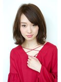 小顔に見せるヘア／ミディアム外ハネスタイル[中野/中野駅］