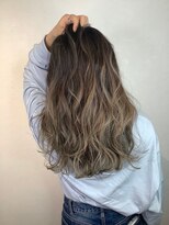 アンダーバーホワイト 京橋店(_WHITE) バレイヤージュカラー