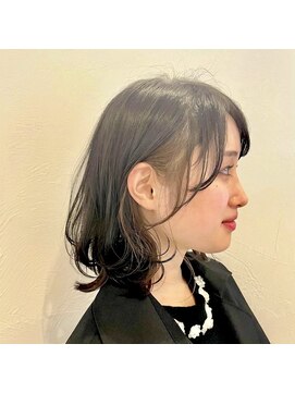 アンテシニヨン(Un the Shiniyon) インナー×くびれ×おくれ毛