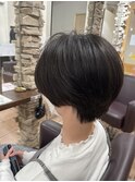 ショートボブ