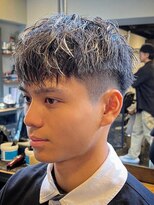 ビンゴ(BINGO)&nbsp;1150グレージュハイトーンカラー束間刈り上げ短髪ショート