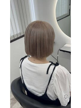 シーバイスリー 綱島(C×3) 暖色ミルクティー