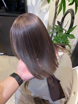 ロイス 神宮前(ROIS) 透明感ベージュカラー/ダブルカラー/ケアブリーチ[表参道駅]