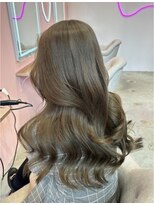 トリア(the tria)&nbsp;【tria/新宿/透明感/Seito】オリーブベージュ