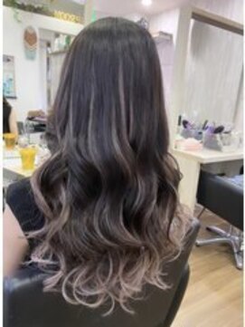 ネクサス 心斎橋(Nexus) 夏デザインカラーレイヤーカットオリーブベージュウェットヘア