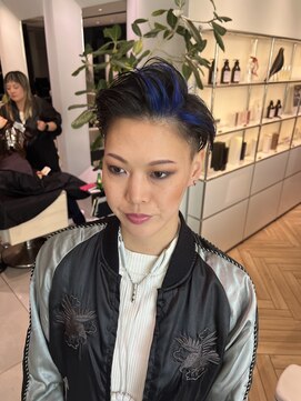 ステア ケース(stair case) アップバングハイライト