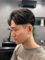 リッチブランドアンドコー(Rich Brand&Co)&nbsp;センターパートツイストスパイラルパーマメンズマッシュパーマ